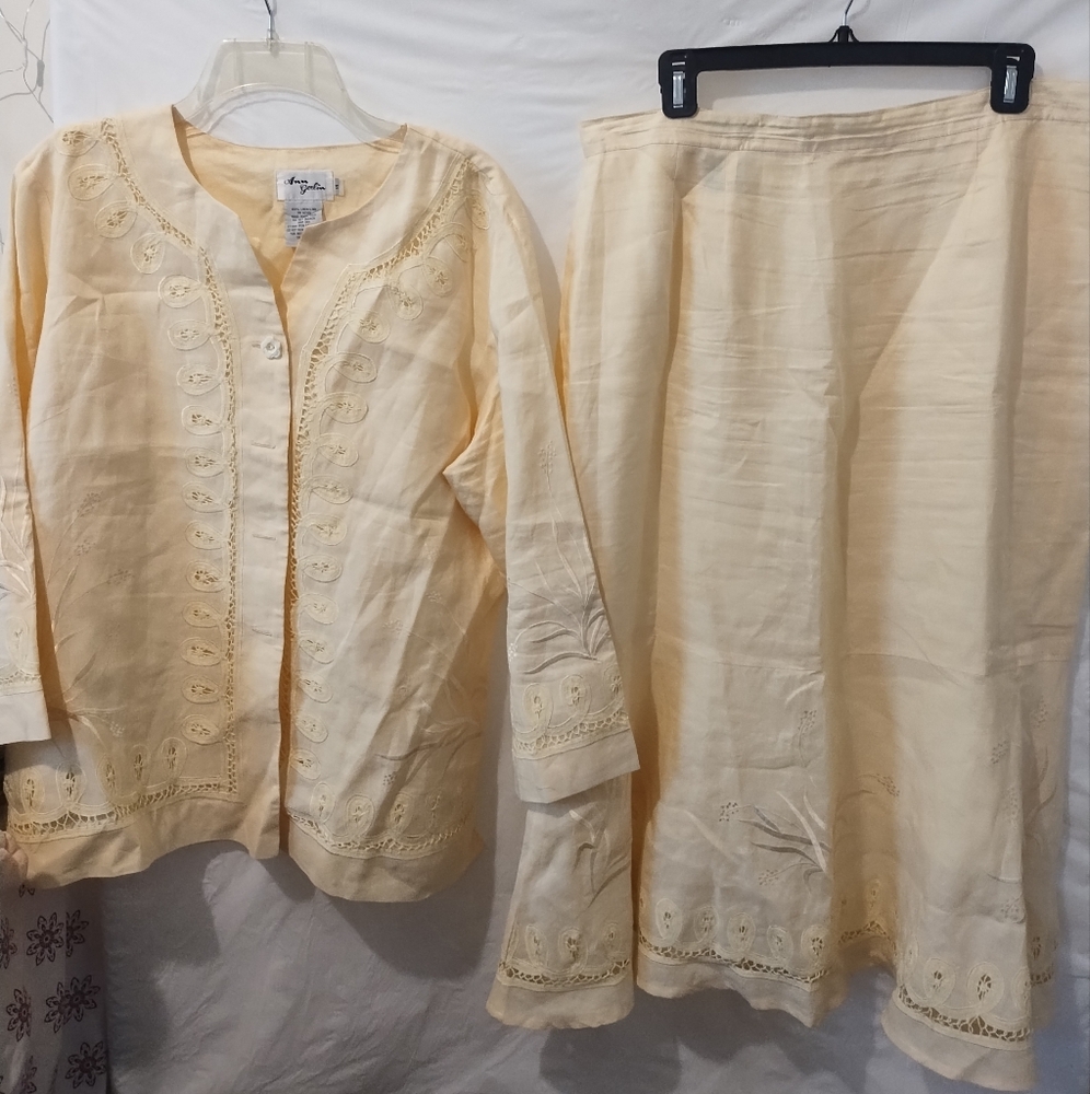 WOMEN'S YELLOW LINEN  FLORAL EMBROIDERED MAXI (2PC)SKIRT SET SZ 14